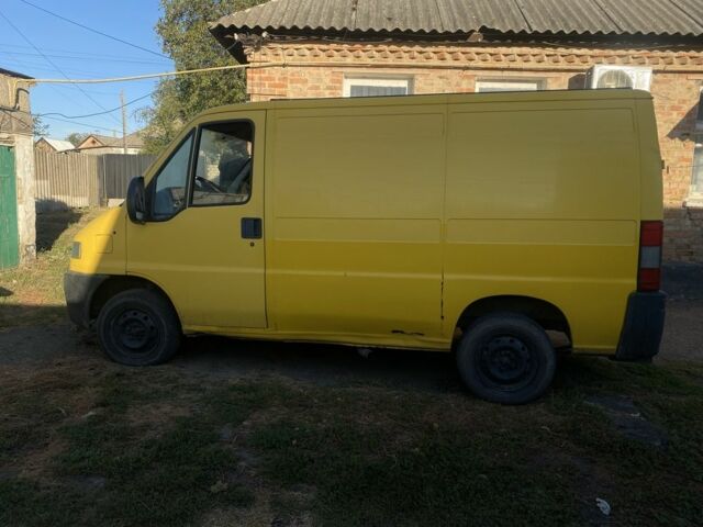Желтый Фиат Дукато, объемом двигателя 2.8 л и пробегом 375 тыс. км за 1350 $, фото 1 на Automoto.ua