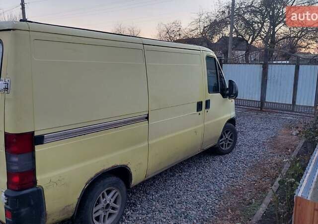 Желтый Фиат Дукато, объемом двигателя 2.8 л и пробегом 485 тыс. км за 2500 $, фото 3 на Automoto.ua