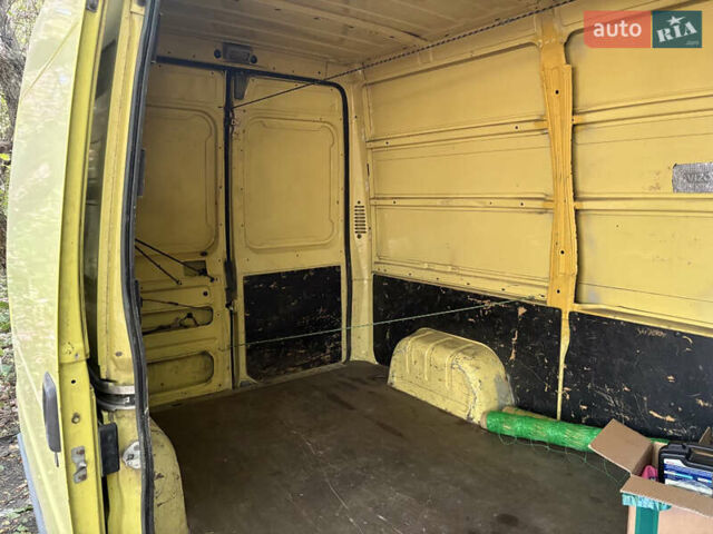 Желтый Фиат Дукато, объемом двигателя 2.29 л и пробегом 312 тыс. км за 4300 $, фото 4 на Automoto.ua