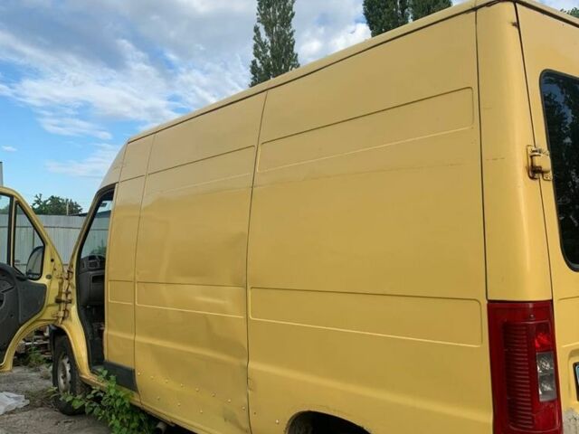 Желтый Фиат Дукато, объемом двигателя 2.8 л и пробегом 338 тыс. км за 1200 $, фото 3 на Automoto.ua