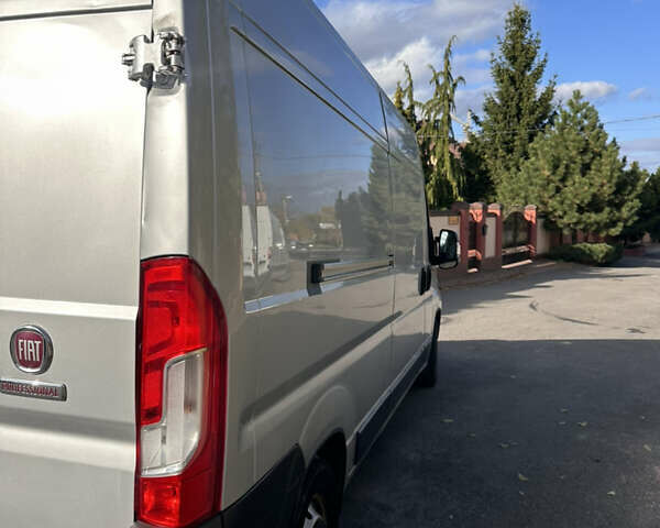 Серый Фиат Дукато, объемом двигателя 2.29 л и пробегом 285 тыс. км за 13500 $, фото 5 на Automoto.ua