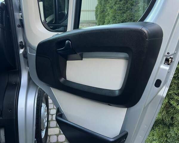 Серый Фиат Дукато, объемом двигателя 2.3 л и пробегом 460 тыс. км за 15950 $, фото 25 на Automoto.ua