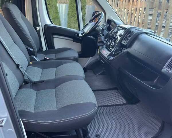 Серый Фиат Дукато, объемом двигателя 2.3 л и пробегом 460 тыс. км за 15950 $, фото 19 на Automoto.ua