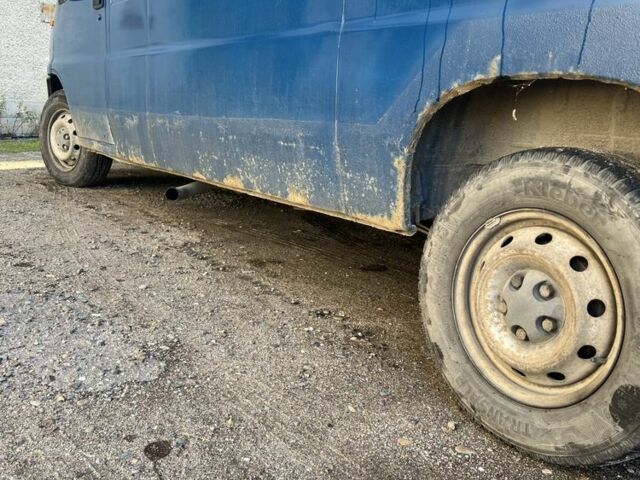 Синий Фиат Дукато, объемом двигателя 2.5 л и пробегом 600 тыс. км за 2500 $, фото 1 на Automoto.ua