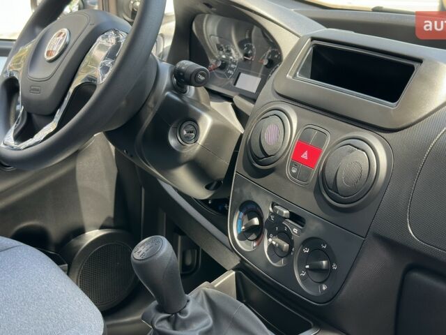 купить новое авто Фиат Fiorino Combi 2023 года от официального дилера Форвард-Авто Фиат фото