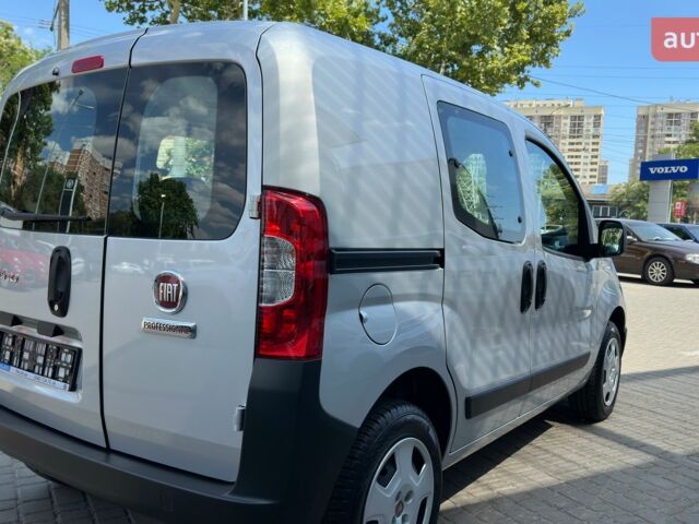 купить новое авто Фиат Fiorino Combi 2023 года от официального дилера Форвард-Авто Фиат фото