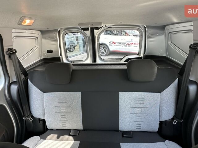 купить новое авто Фиат Fiorino Combi 2023 года от официального дилера Форвард-Авто Фиат фото