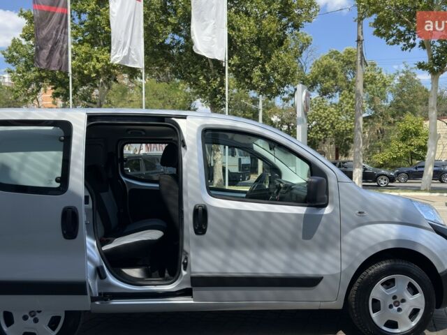 купить новое авто Фиат Fiorino Combi 2023 года от официального дилера Форвард-Авто Фиат фото