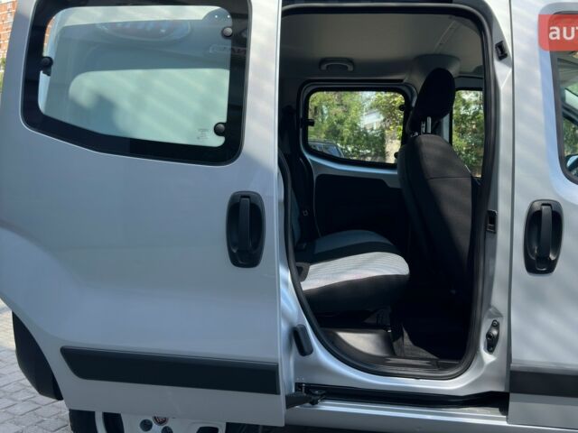 купить новое авто Фиат Fiorino Combi 2023 года от официального дилера Форвард-Авто Фиат фото