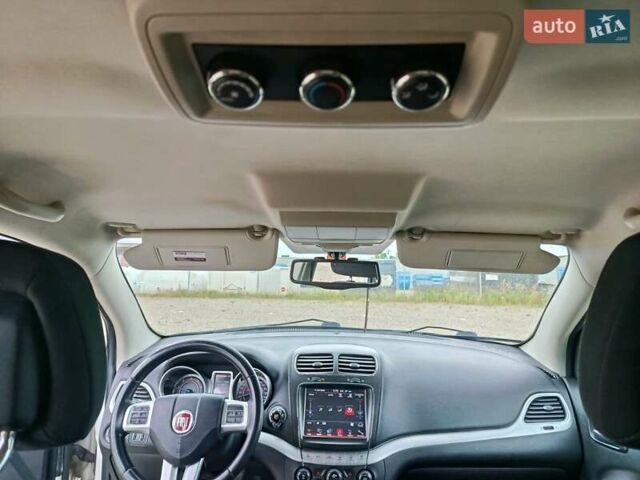 Белый Фиат Фримонт, объемом двигателя 2 л и пробегом 224 тыс. км за 11800 $, фото 51 на Automoto.ua