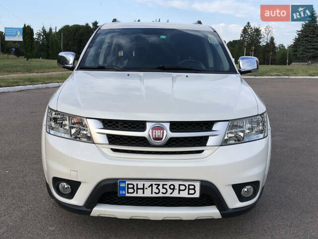 Білий Фіат Фрімонт, об'ємом двигуна 1.96 л та пробігом 236 тис. км за 12299 $, фото 1 на Automoto.ua