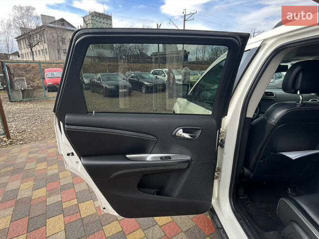 Білий Фіат Фрімонт, об'ємом двигуна 2 л та пробігом 183 тис. км за 13200 $, фото 18 на Automoto.ua