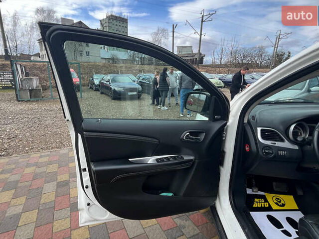 Білий Фіат Фрімонт, об'ємом двигуна 2 л та пробігом 183 тис. км за 13200 $, фото 9 на Automoto.ua