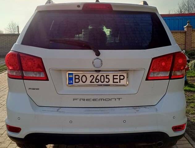 Білий Фіат Фрімонт, об'ємом двигуна 1.96 л та пробігом 273 тис. км за 13600 $, фото 5 на Automoto.ua