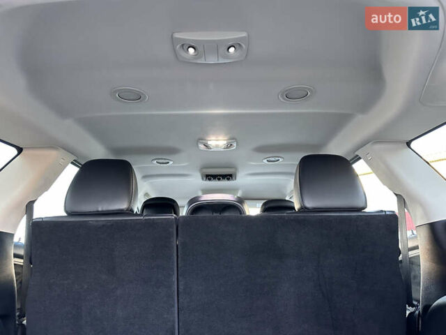 Белый Фиат Фримонт, объемом двигателя 2 л и пробегом 209 тыс. км за 13600 $, фото 80 на Automoto.ua