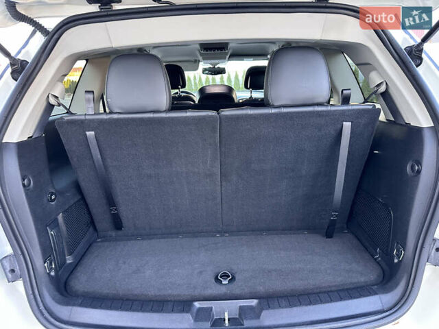 Белый Фиат Фримонт, объемом двигателя 2 л и пробегом 209 тыс. км за 13600 $, фото 77 на Automoto.ua