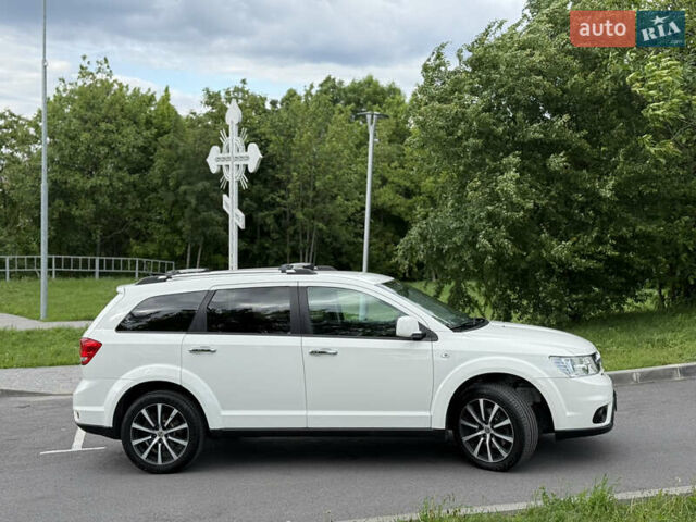 Білий Фіат Фрімонт, об'ємом двигуна 1.96 л та пробігом 170 тис. км за 15200 $, фото 10 на Automoto.ua