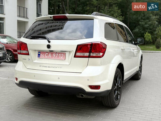 Білий Фіат Фрімонт, об'ємом двигуна 2 л та пробігом 182 тис. км за 12000 $, фото 2 на Automoto.ua