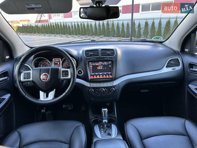 Белый Фиат Фримонт, объемом двигателя 2 л и пробегом 209 тыс. км за 13600 $, фото 60 на Automoto.ua