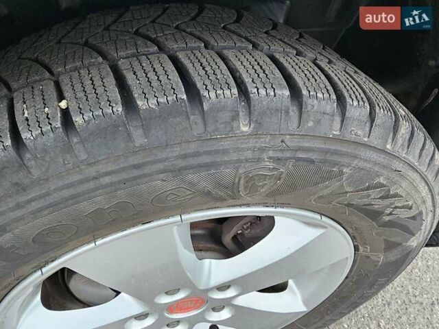 Белый Фиат Фримонт, объемом двигателя 1.96 л и пробегом 211 тыс. км за 14800 $, фото 12 на Automoto.ua