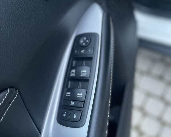 Белый Фиат Фримонт, объемом двигателя 1.9 л и пробегом 143 тыс. км за 16800 $, фото 9 на Automoto.ua