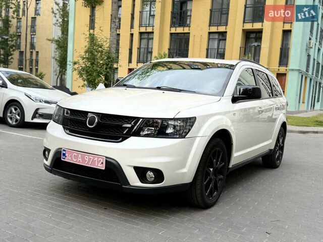 Білий Фіат Фрімонт, об'ємом двигуна 2 л та пробігом 182 тис. км за 12000 $, фото 1 на Automoto.ua