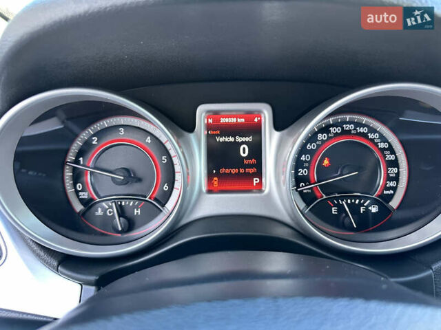 Белый Фиат Фримонт, объемом двигателя 2 л и пробегом 209 тыс. км за 13600 $, фото 57 на Automoto.ua