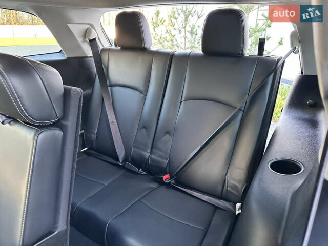 Белый Фиат Фримонт, объемом двигателя 2 л и пробегом 209 тыс. км за 13600 $, фото 63 на Automoto.ua