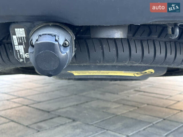 Белый Фиат Фримонт, объемом двигателя 2 л и пробегом 209 тыс. км за 13600 $, фото 46 на Automoto.ua