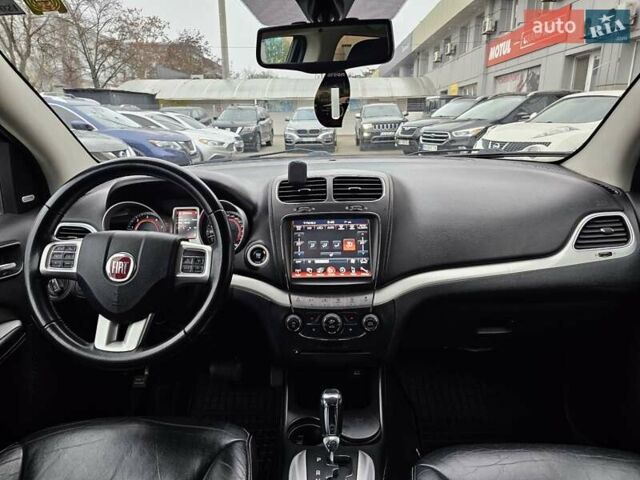 Белый Фиат Фримонт, объемом двигателя 1.96 л и пробегом 211 тыс. км за 14800 $, фото 22 на Automoto.ua