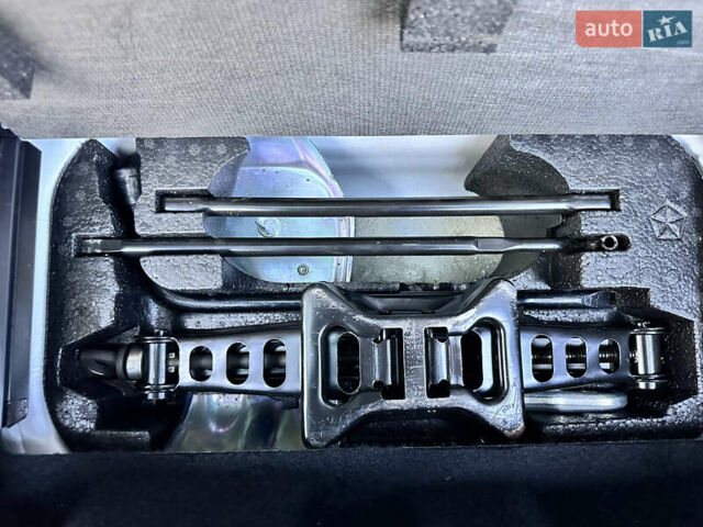 Белый Фиат Фримонт, объемом двигателя 2 л и пробегом 209 тыс. км за 13600 $, фото 81 на Automoto.ua