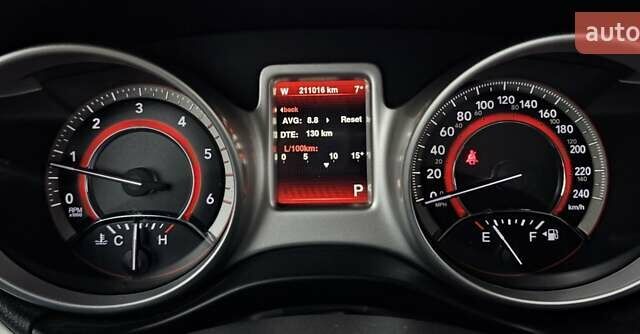 Белый Фиат Фримонт, объемом двигателя 1.96 л и пробегом 211 тыс. км за 14800 $, фото 30 на Automoto.ua