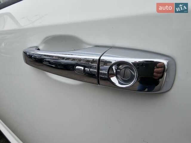 Белый Фиат Фримонт, объемом двигателя 1.96 л и пробегом 211 тыс. км за 14800 $, фото 13 на Automoto.ua