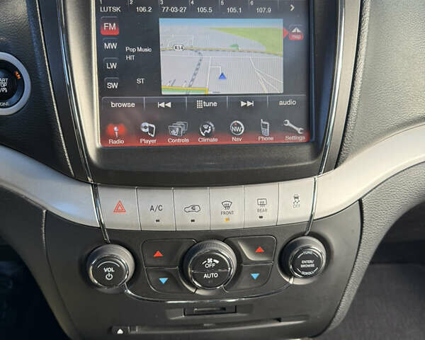 Фиат Фримонт 2014 в Луцке на Automoto.ua Белый Фиат Фримонт, объемом двигателя 2 л и пробегом 170 тыс. км за 12900 $, фото 25 на Automoto.ua