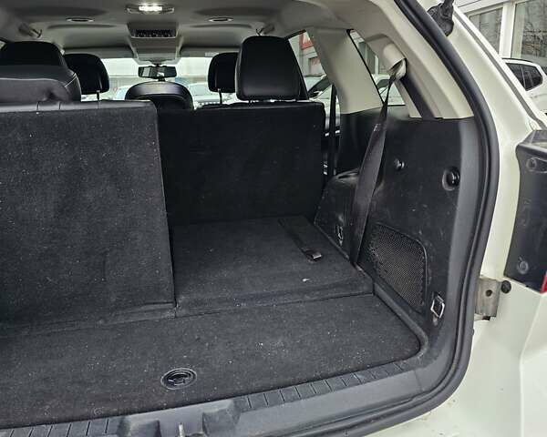 Белый Фиат Фримонт, объемом двигателя 1.96 л и пробегом 211 тыс. км за 14800 $, фото 38 на Automoto.ua