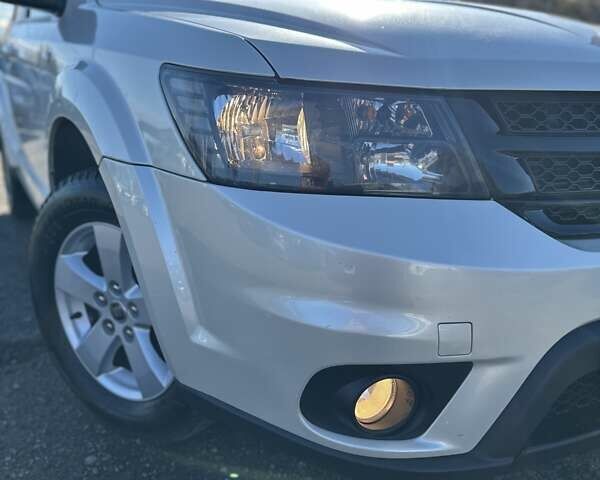 Фиат Фримонт 2014 в Буче на Automoto.ua Белый Фиат Фримонт, объемом двигателя 1.96 л и пробегом 269 тыс. км за 14200 $, фото 2 на Automoto.ua