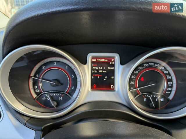 Фиат Фримонт 2014 в Луцке на Automoto.ua Белый Фиат Фримонт, объемом двигателя 2 л и пробегом 170 тыс. км за 12900 $, фото 24 на Automoto.ua