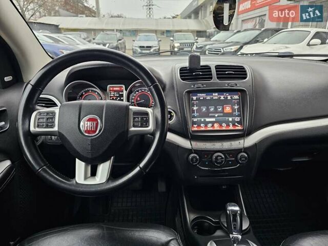 Белый Фиат Фримонт, объемом двигателя 1.96 л и пробегом 211 тыс. км за 14800 $, фото 23 на Automoto.ua