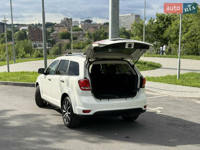 Білий Фіат Фрімонт, об'ємом двигуна 1.96 л та пробігом 170 тис. км за 15200 $, фото 36 на Automoto.ua