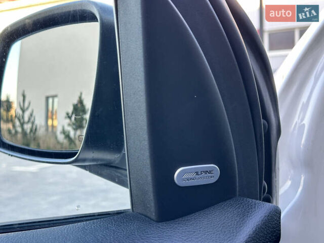 Белый Фиат Фримонт, объемом двигателя 2 л и пробегом 209 тыс. км за 13600 $, фото 52 на Automoto.ua