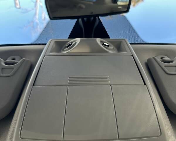 Фиат Фримонт 2014 в Буче на Automoto.ua Белый Фиат Фримонт, объемом двигателя 1.96 л и пробегом 269 тыс. км за 14200 $, фото 32 на Automoto.ua