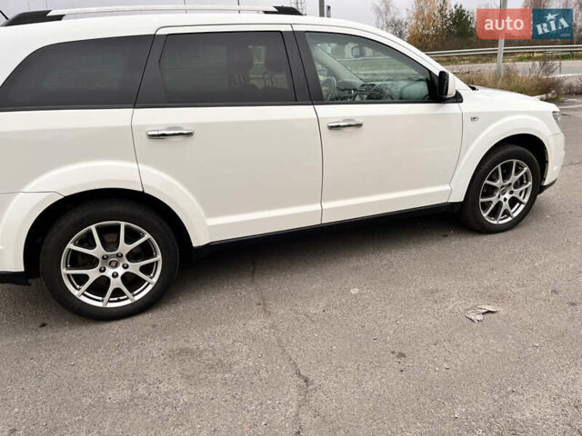 Білий Фіат Фрімонт, об'ємом двигуна 1.96 л та пробігом 142 тис. км за 15800 $, фото 17 на Automoto.ua