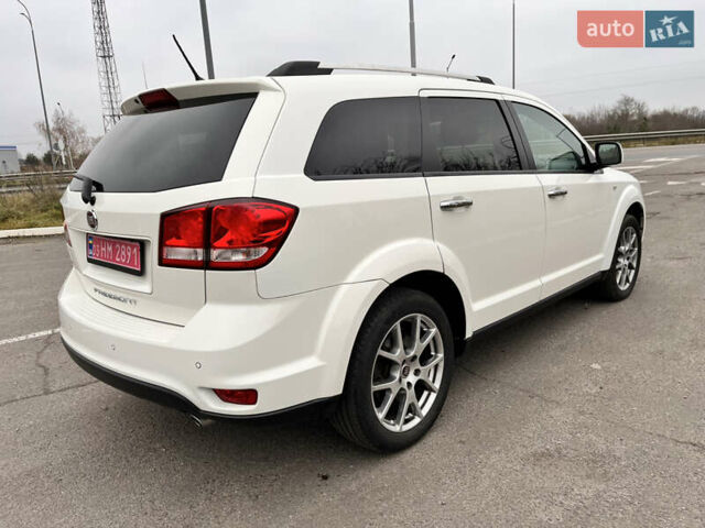 Білий Фіат Фрімонт, об'ємом двигуна 1.96 л та пробігом 142 тис. км за 15800 $, фото 16 на Automoto.ua