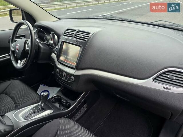 Черный Фиат Фримонт, объемом двигателя 2 л и пробегом 222 тыс. км за 12499 $, фото 49 на Automoto.ua