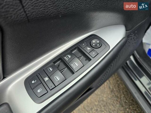 Черный Фиат Фримонт, объемом двигателя 2 л и пробегом 222 тыс. км за 12499 $, фото 22 на Automoto.ua