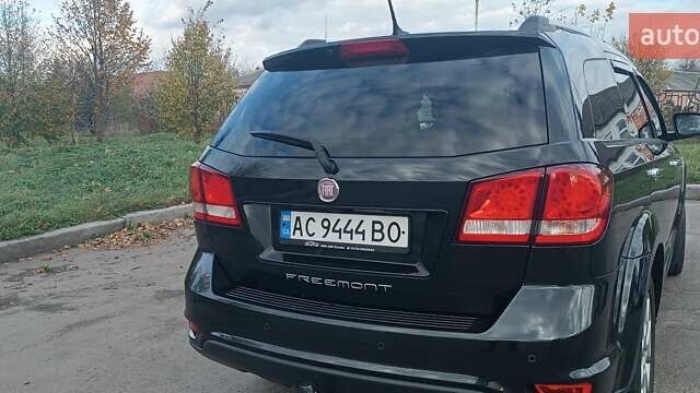 Черный Фиат Фримонт, объемом двигателя 2 л и пробегом 198 тыс. км за 12500 $, фото 9 на Automoto.ua