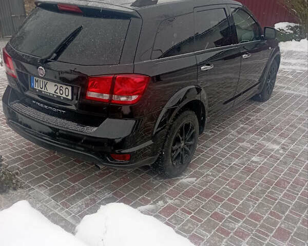 Черный Фиат Фримонт, объемом двигателя 0 л и пробегом 210 тыс. км за 12500 $, фото 4 на Automoto.ua