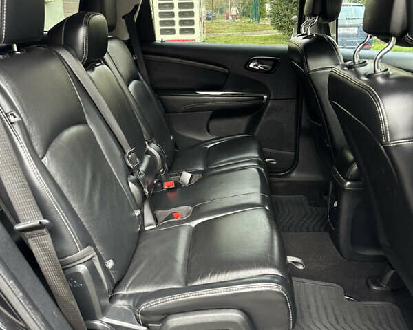 Черный Фиат Фримонт, объемом двигателя 2 л и пробегом 232 тыс. км за 13400 $, фото 40 на Automoto.ua