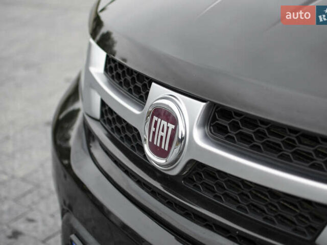 Черный Фиат Фримонт, объемом двигателя 1.96 л и пробегом 206 тыс. км за 11500 $, фото 14 на Automoto.ua