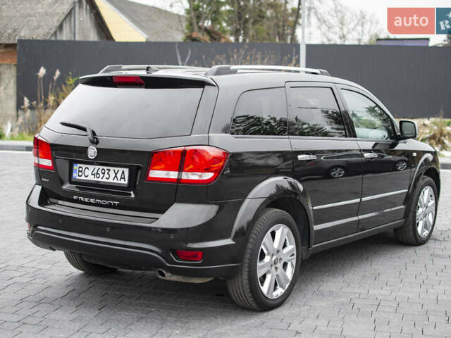 Черный Фиат Фримонт, объемом двигателя 1.96 л и пробегом 206 тыс. км за 11500 $, фото 6 на Automoto.ua